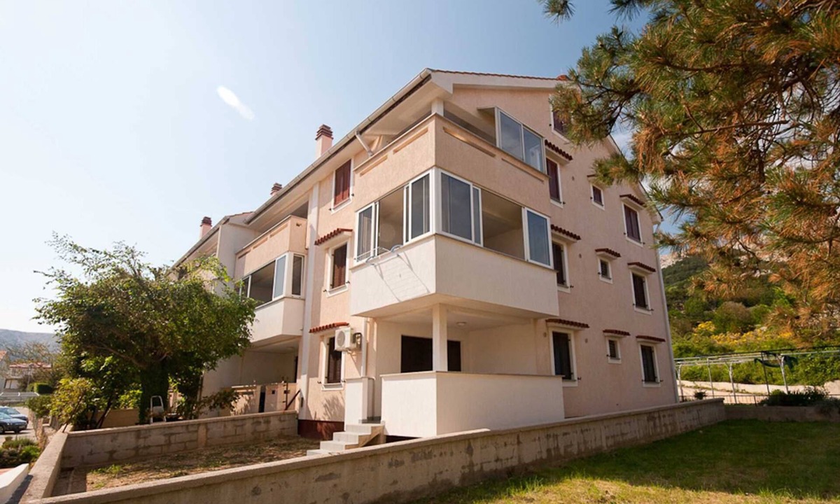 Antica | Baska