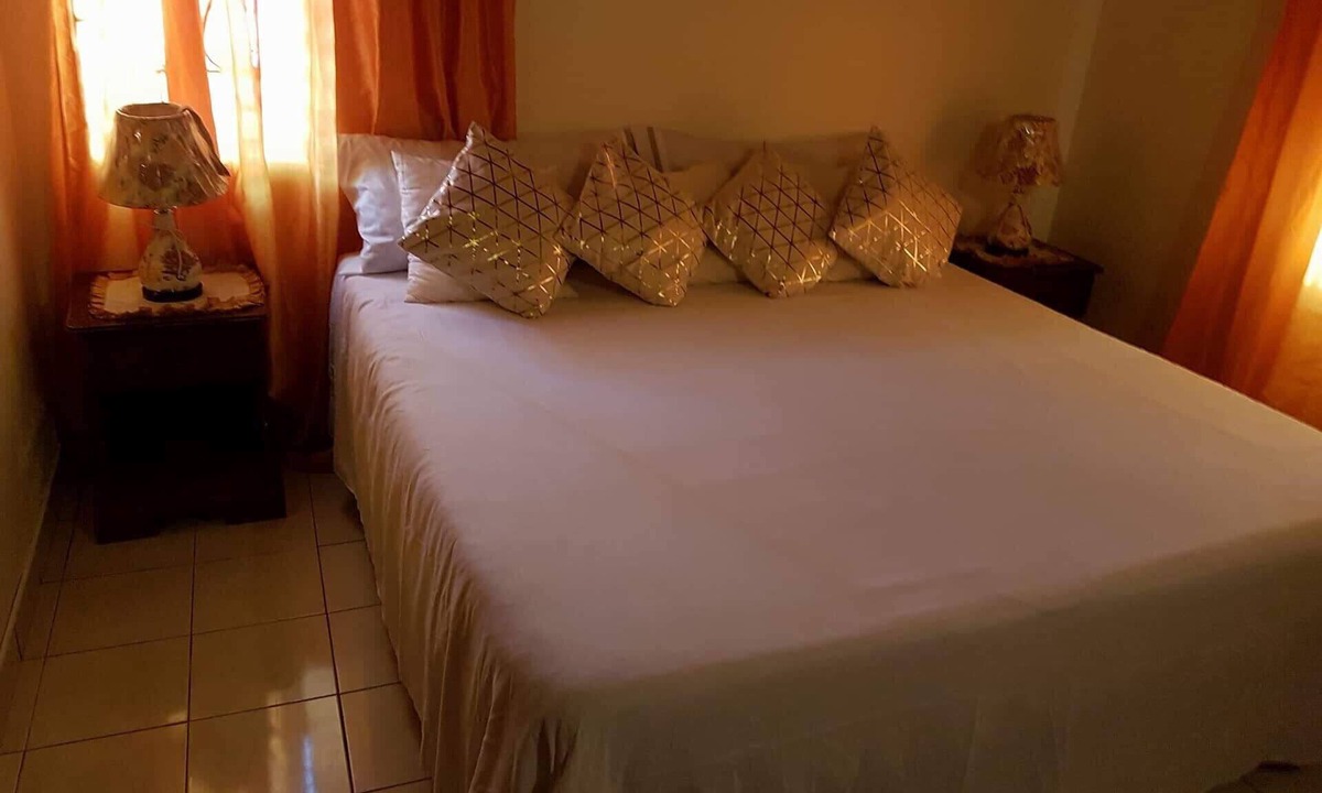 Montego Bay Block | Reading