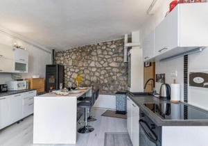1 Bedroom Cozy Apartment In Bakar