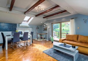 2 Bedroom Amazing Apartment In Bakar