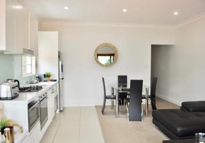 2 Bedroom Home in Kirribilli with a Great View
