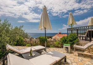4 bedroom accommodation in Miholascica