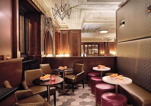 4-Star Hotel ∙ The Blackstone, Autograph Collection