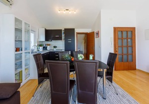 83 m² Apartment ∙ 3 bedrooms ∙ 6 guests