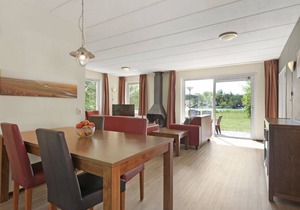 90 m² Bungalow ∙ 2 bedrooms ∙ 4 guests