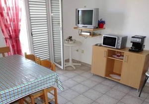 Apartment Nada - 150m from sea : A1(4) - Murter, Island Murter, Croatia