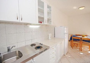Apartments Mira