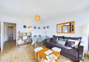 Appartement Scandinave, 3 pièces, 50m², proche pistes et commerces, avec balcons et parking - FR-1-398-609