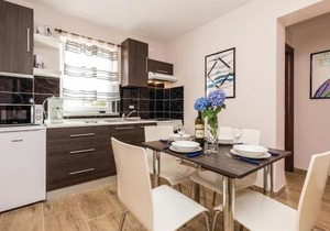 Awesome Apartment In Icici With Kitchen