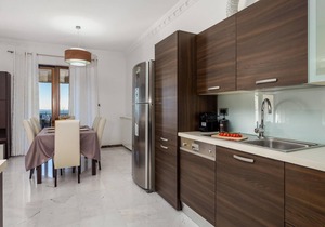 Beautiful home in Veprinac with WiFi