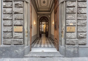 Charming 2bed Apt Overlooking Duomo