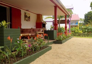 Charming house with sea view in Foulpointe + Enclosed garden.