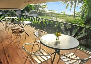 Charming Villa in Foulpointe with Sea View