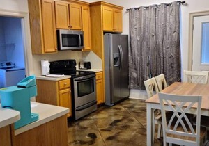 Chateau 15, spacious townhouse in Tickfaw, LA