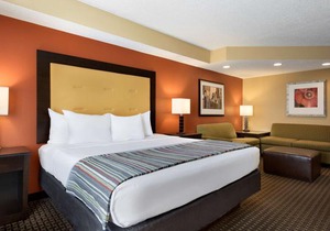 Country Inn & Suites by Radisson Evansville IN