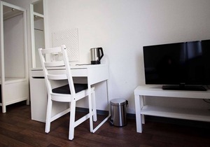 Cozy fitter / guest room in Emden with bathroom & WiFi