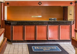 Days Inn by Wyndham Flint/Bishop International Airport