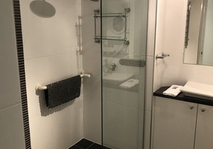DOLPHIN APARTMENT @ FAIRWAYS RETREAT