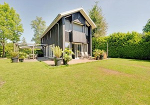 Family House in Grou near Water Sports