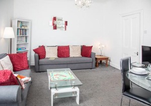 Glebe Street Apartment