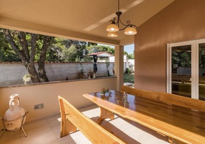 Gorgeous home in Pula with WiFi