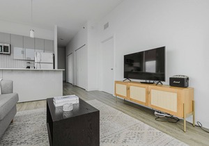 Ideal West Loop 2BR w/Gym & Pool in heart of Greektown, by Blueground