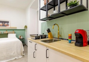 Lovely and tiny Pied-à-terre in the City center