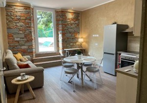LUXURY CAREGGI