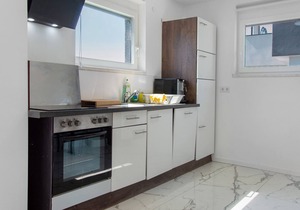 Luxury holiday Home with Garden, Terrace, A/C & Wi-Fi