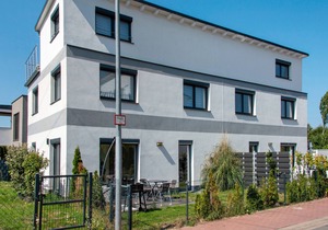 Luxury holiday Home with Garden, Terrace, A/C & Wi-Fi