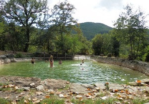 Modish Farmhouse in Ortignano with Swimming Pool