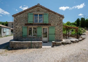 Pretty Holiday Home in Courry with Swimming Pool
