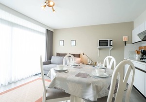 Ref. 704 by Interhome