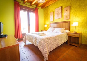 Self catering El Bulín de Paredes for 4 people