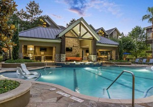 Spacious Pool View 1 Bedroom/1 Bath Condo in The W