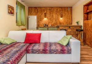 Spend a relaxing vacation in the apartment in a quiet location near the forest.