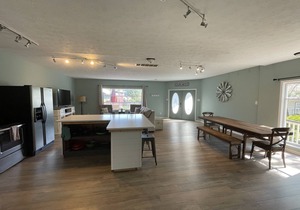 The Nest - Located in the Heart of Nashville Indiana!