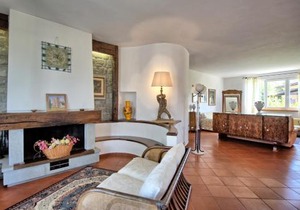 Villa Pratovecchio by PosarelliVillas