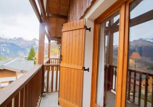 Wifi, 200m from ski slopes, 1st floor, view mountain, balcony, tv, ski locker, 36m², Valfréjus