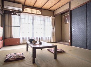 Kyomachiya Of Years | Okazaki