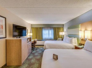 Crowne Plaza West Ihg Hotel | Waverly
