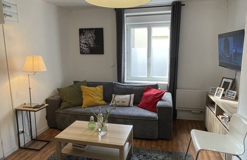 Grand-Fort-Philippe Apartment | À 200 m de la Plage, Central, bel Appartement 3 Pièces Dans Maison Classée