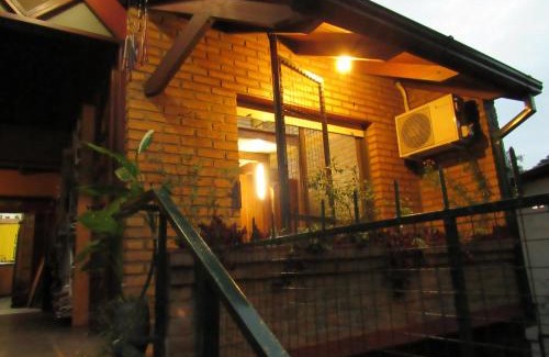 Obera House | Ñaú Tatá Casa de Huéspedes