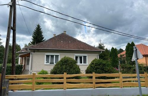 Bozsva House | Örömvölgy Vendégház