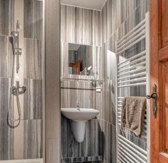 Oparno House | Černodolský mlýn