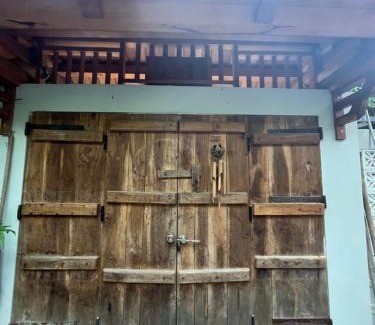 Son Tay House | Đường lâm village homestay