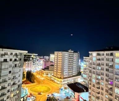 Yomra Apartment | Şehrinaz Apart Ev Super Lux