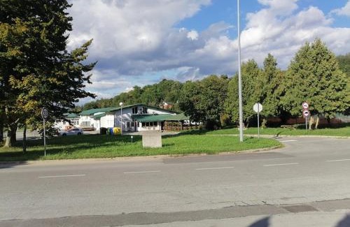 Virovitica Bed & Breakfast | Šulentić sobe i restoran