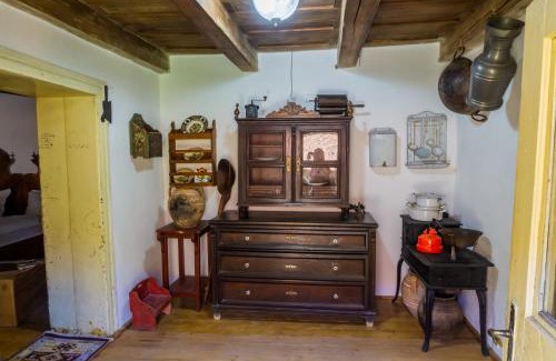 Danes House | Șura din Seleuș - Seleuș Barn - Idyllic Countryside M Museum House