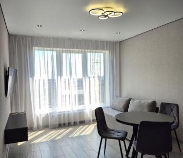 Vapnyarka Apartment | Апартаменти на вулиці Марсельській 62 в ЖК Острова, 1 спальня та кухня-студія